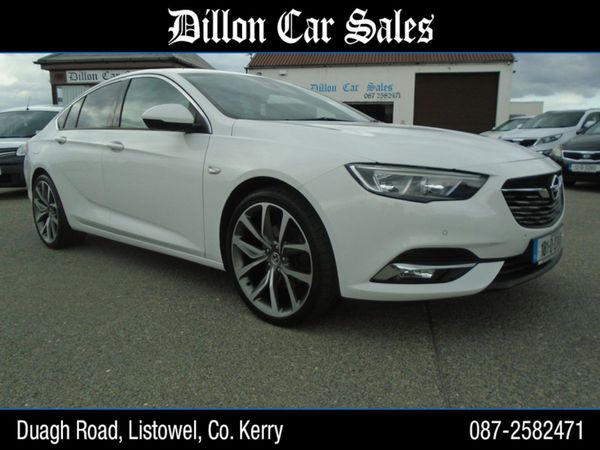 Opel Insignia Hatchback, Diesel, 2018, White