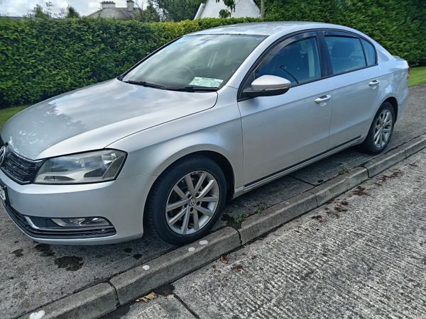 Volkswagen Passat Saloon, Diesel, 2013, Silver