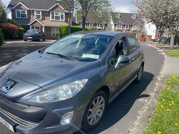 Peugeot 308 Hatchback, Diesel, 2011, Grey