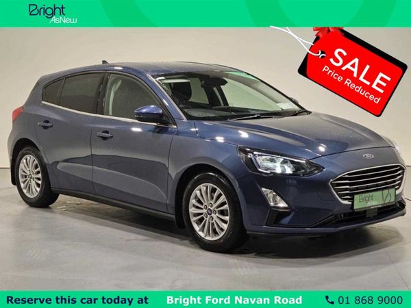 Ford Focus Hatchback, Petrol, 2022, Blue