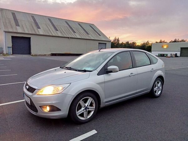 Ford Focus Hatchback, Diesel, 2010, Silver