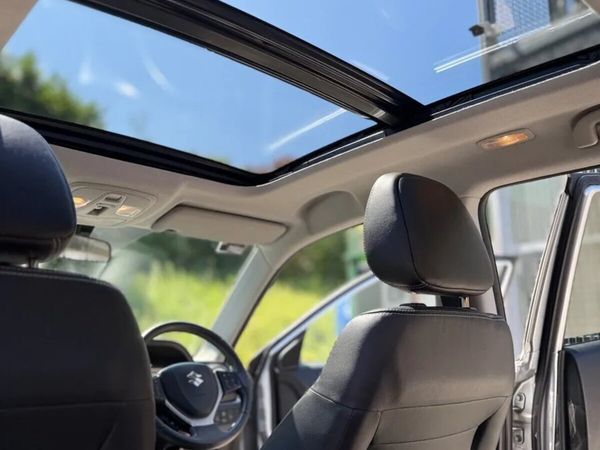 Suzuki Vitara SUV, Diesel, 2015, Silver