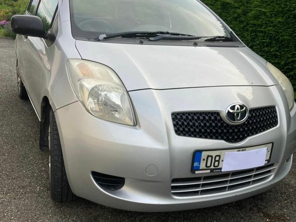 Toyota Yaris Hatchback, Petrol, 2008, Silver