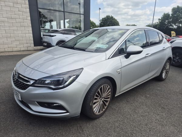 Opel Astra Hatchback, Diesel, 2016, Silver