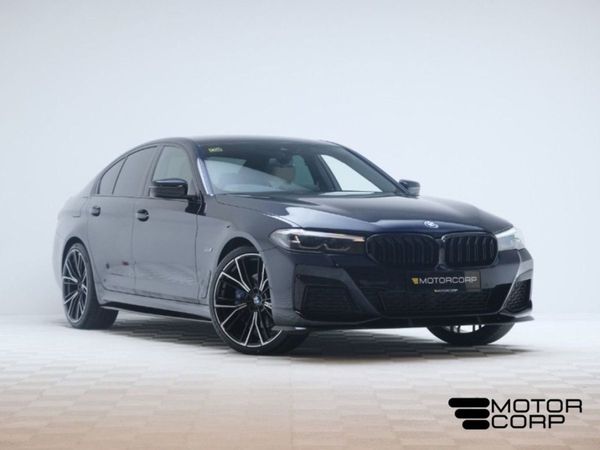 BMW 5-Series Saloon, Hybrid, 2022, Black