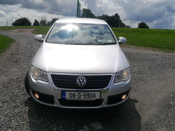 Volkswagen Passat Saloon, Diesel, 2008, Silver