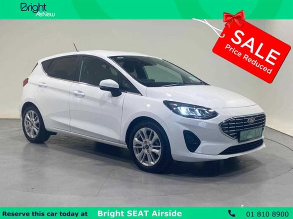 Ford Fiesta Hatchback, Petrol, 2022, White