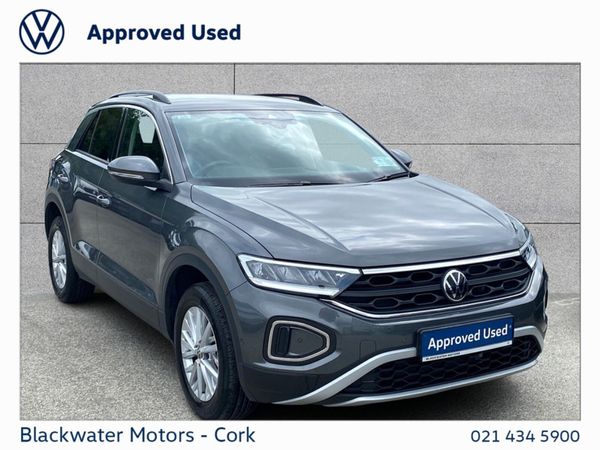 Volkswagen T-Roc SUV, Petrol, 2023, Grey