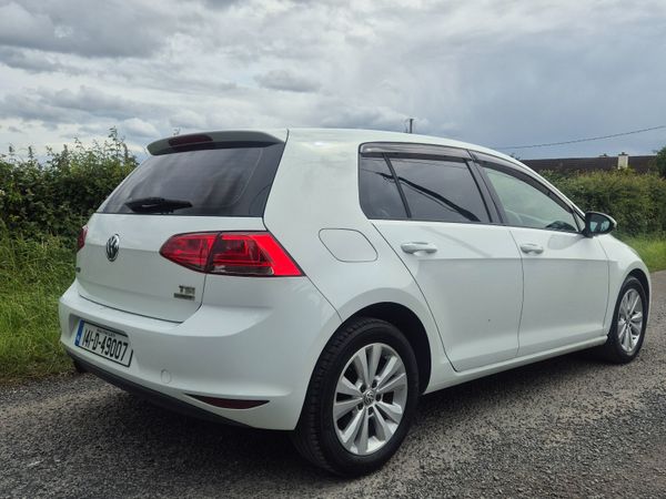 Volkswagen Golf Hatchback, Petrol, 2014, White