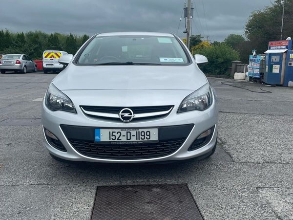 Opel Astra Hatchback, Diesel, 2015, Silver
