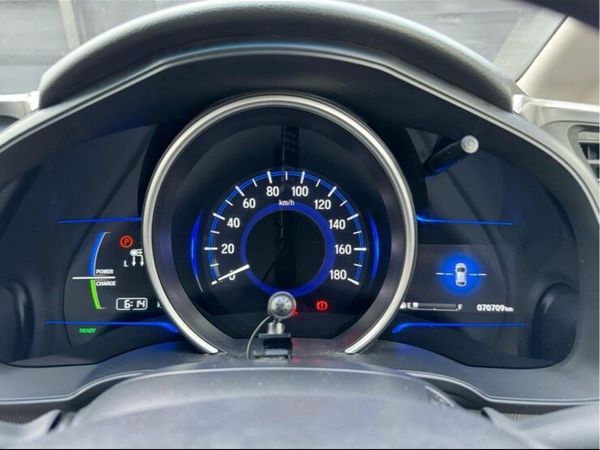 Honda Fit Hatchback, Petrol Hybrid, 2014, White