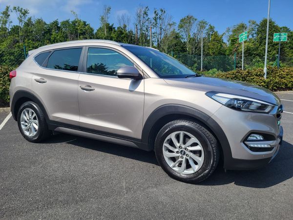 Hyundai Tucson SUV, Diesel, 2016, Beige