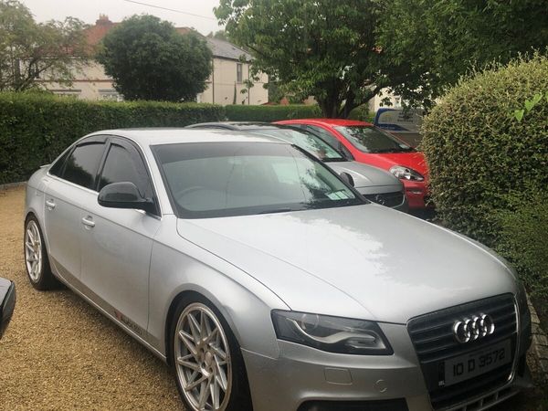 Audi A4 Saloon, Petrol, 2010, Silver