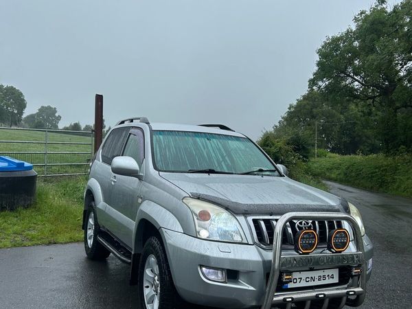 Toyota Land Cruiser SUV, Diesel, 2007, Grey