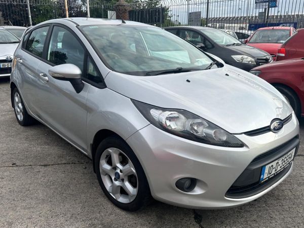 Ford Fiesta Hatchback, Diesel, 2010, Silver