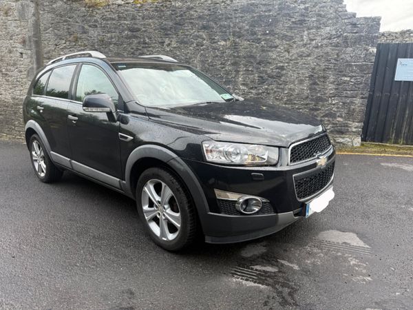 Chevrolet Captiva SUV, Diesel, 2012, Black