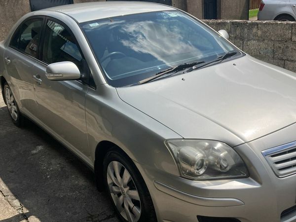 Toyota Avensis Saloon, Petrol, 2008, Silver