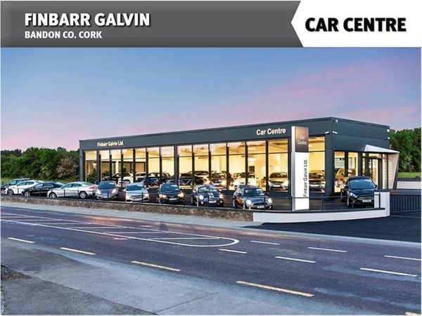 Volkswagen Golf Estate, Petrol, 2024, White