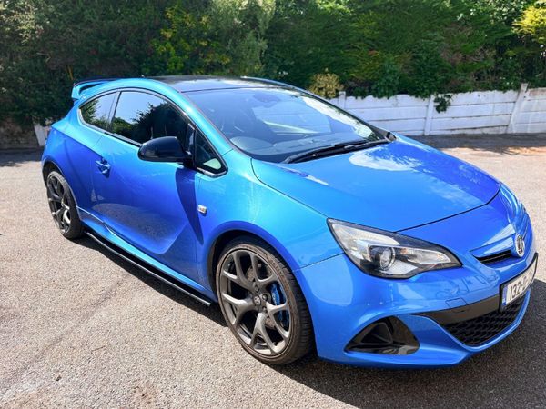 Vauxhall Astra Hatchback, Petrol, 2013, Blue
