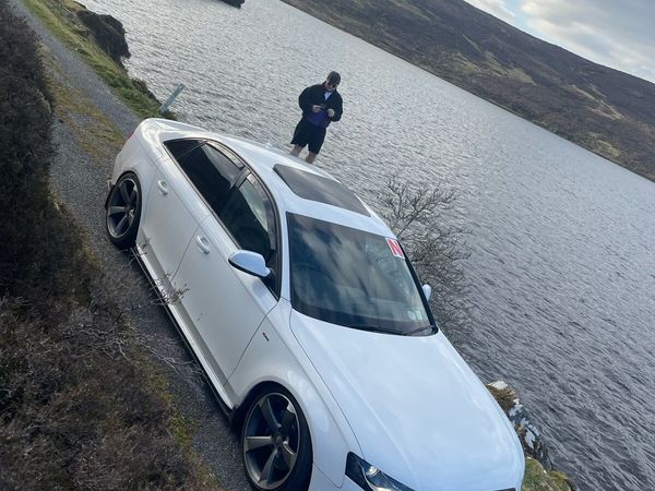 Audi A4 Saloon, Diesel, 2012, White
