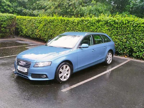 Audi A4 Estate, Diesel, 2011, Blue