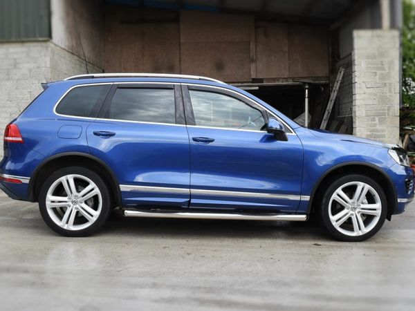 Volkswagen Touareg SUV, Diesel, 2015, Blue