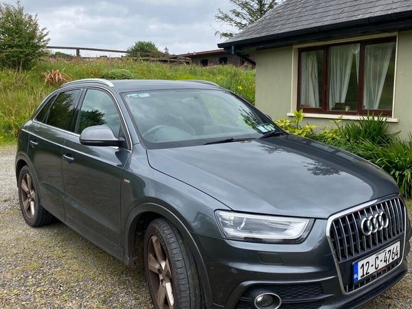 Audi Q3 SUV, Diesel, 2012, Grey