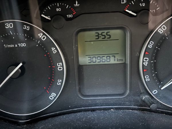 Skoda Octavia Hatchback, Diesel, 2008, Grey