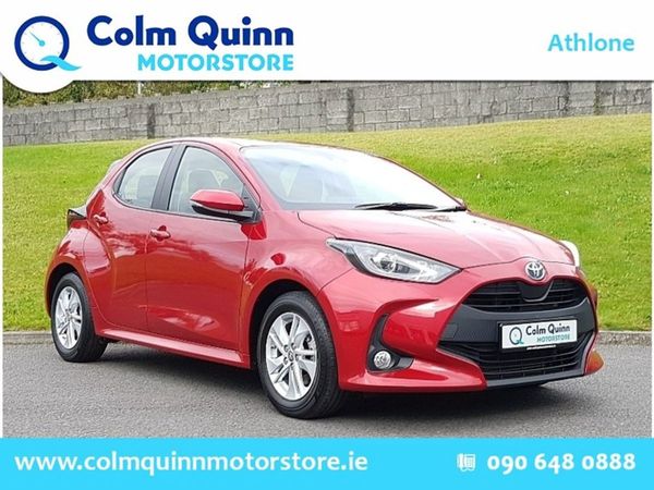 Toyota Yaris Hatchback, Petrol Hybrid, 2023, Red