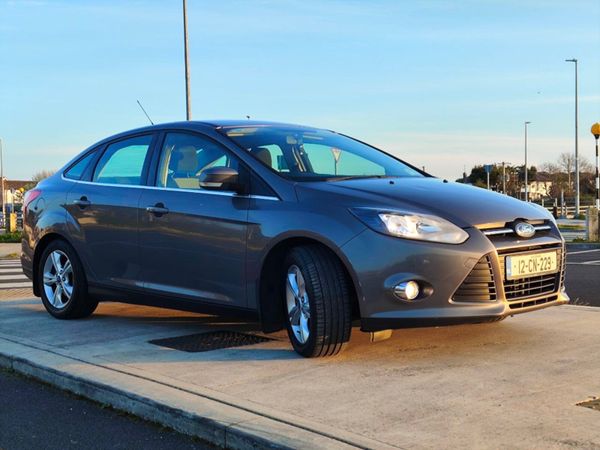 Ford Focus Saloon, Diesel, 2012, Brown