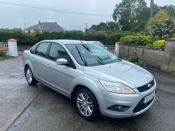 Ford Focus Saloon, Petrol, 2008, Silver