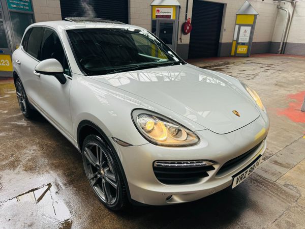 Porsche Cayenne SUV, Petrol, 2011, Silver
