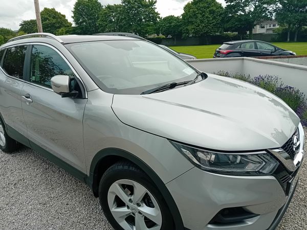 Nissan Qashqai MPV, Petrol, 2020, Grey