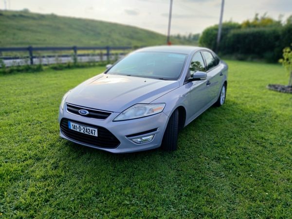Ford Mondeo Saloon, Diesel, 2014, Grey