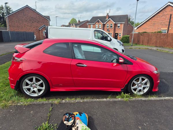 Honda Civic Hatchback, Petrol, 2008, Red