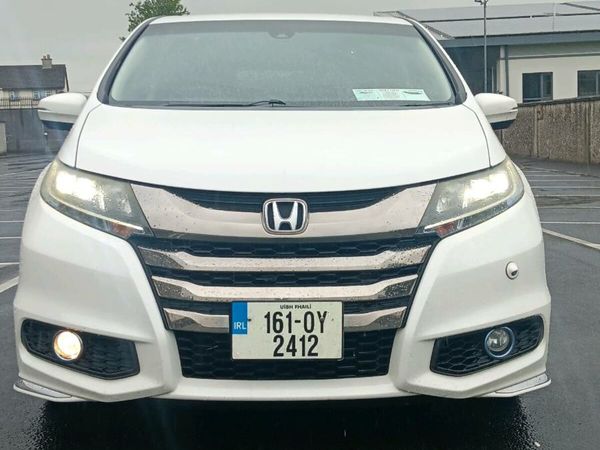 Honda Odyssey Estate, Petrol Hybrid, 2016, White