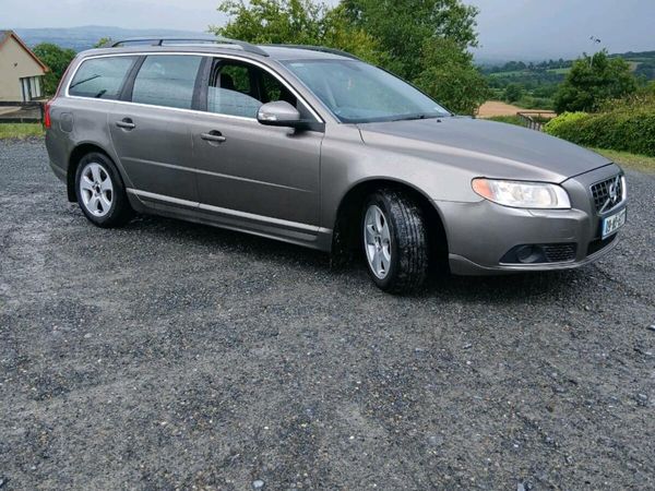 Volvo V70 Estate, Diesel, 2009, Grey