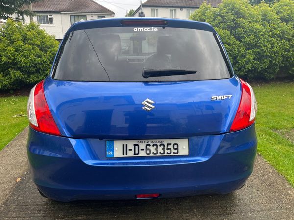 Suzuki Swift Hatchback, Petrol, 2011, Blue