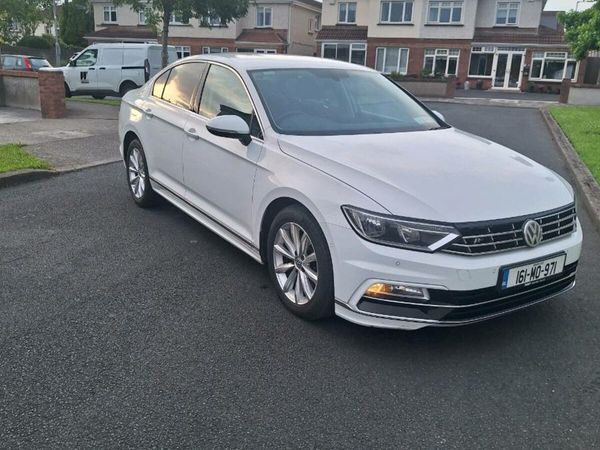 Volkswagen Passat Saloon, Diesel, 2016, White