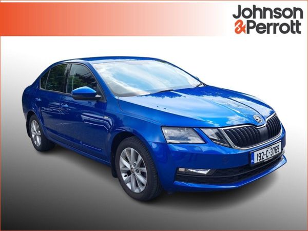 Skoda Octavia Saloon, Petrol, 2019, Blue