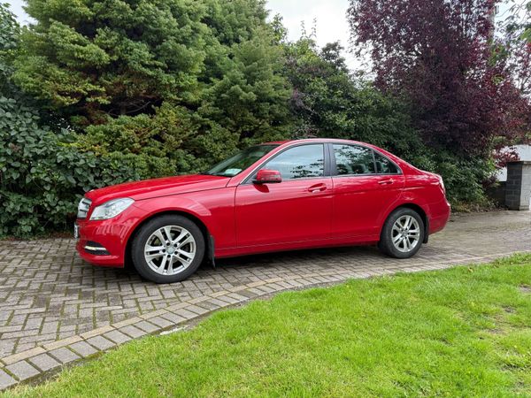 Mercedes-Benz C-Class Saloon, Diesel, 2014, Red
