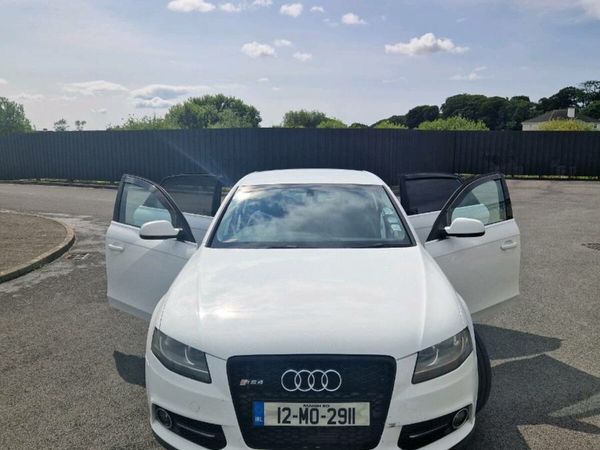 Audi A4 Saloon, Diesel, 2012, White