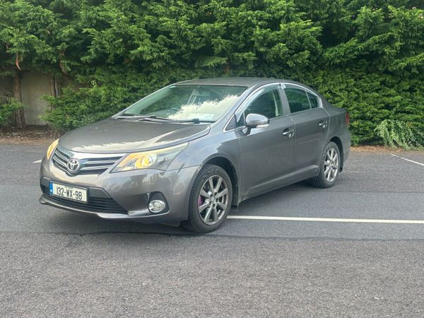 Toyota Avensis Saloon, Diesel, 2013, Grey