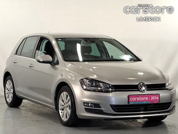 Volkswagen Golf Hatchback, Petrol, 2016, Gold