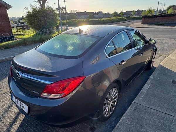 Opel Insignia Saloon, Diesel, 2010, Grey