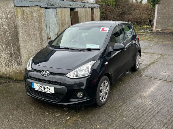 Hyundai i10 Hatchback, Petrol, 2016, Black