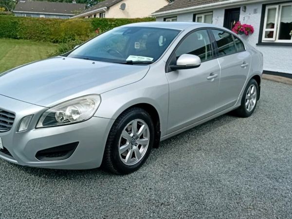 Volvo S60 Saloon, Diesel, 2011, Silver