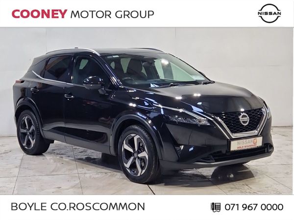Nissan Qashqai MPV, Petrol, 2022, Black