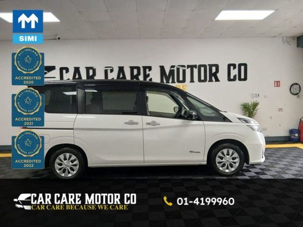 Nissan Serena MPV, Hybrid, 2017, White