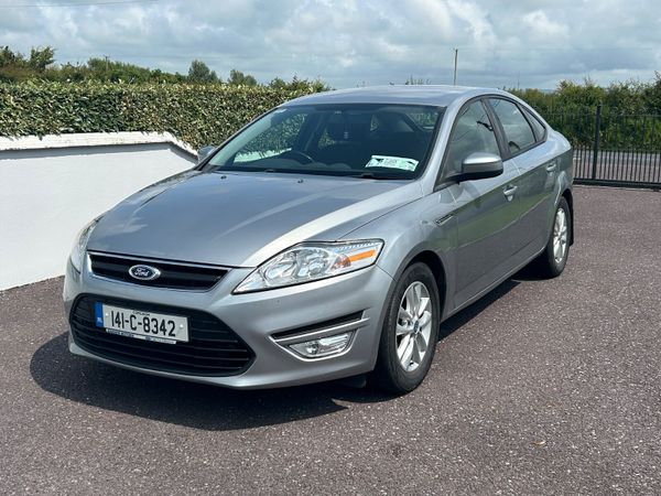 Ford Mondeo Hatchback, Diesel, 2014, Grey